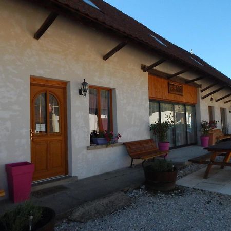 Gite Chez Marcel Et Bea La Chapelle-Saint-Sauveur (Saone-et-Loire) Exterior foto